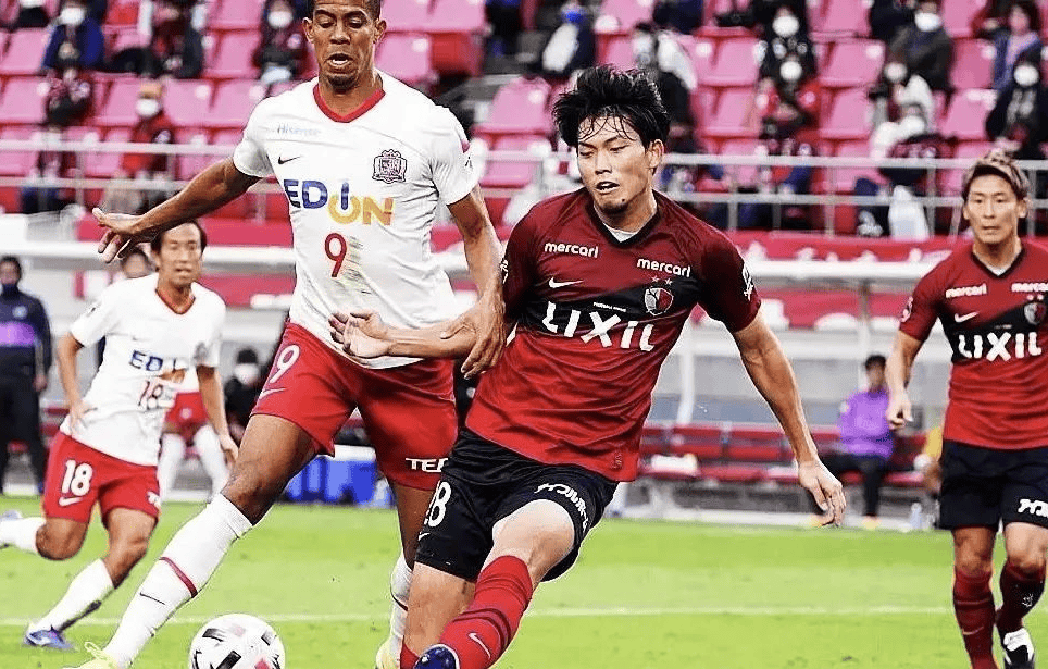 包含今晚西甲焦点战，斯图加特队长鼓劲，管理层满意，控场能力受关注的词条NINE GAME