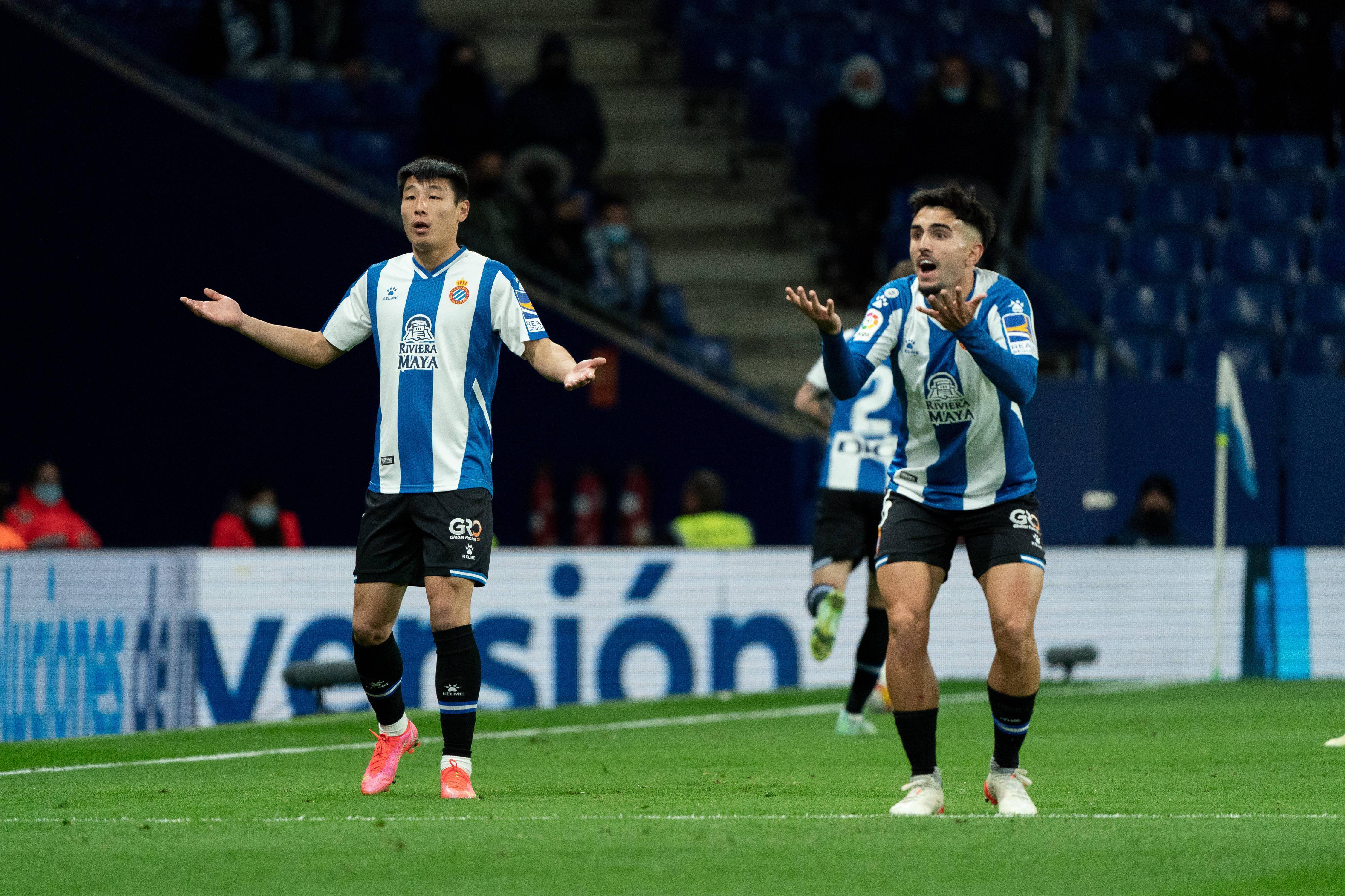 加时末段比利亚雷亚尔调整名单以备意大利杯亚特兰大强势反弹备战意甲之后,转会期斯图加特扳平良机的简单介绍 加时末段比利亚雷亚尔调整名单以备意大利杯亚特兰大强势反弹备战意甲之后,转会期斯图加特扳平良机的简单介绍